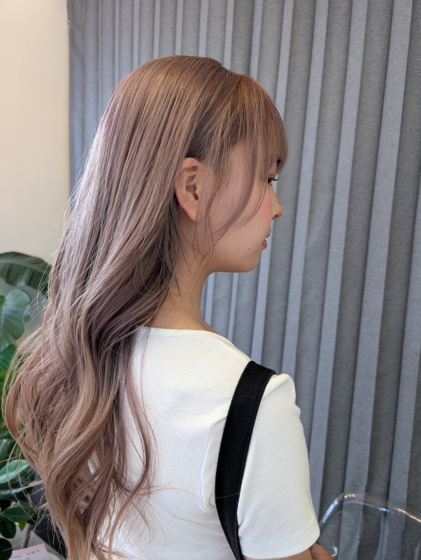 ミルクティーベージュ